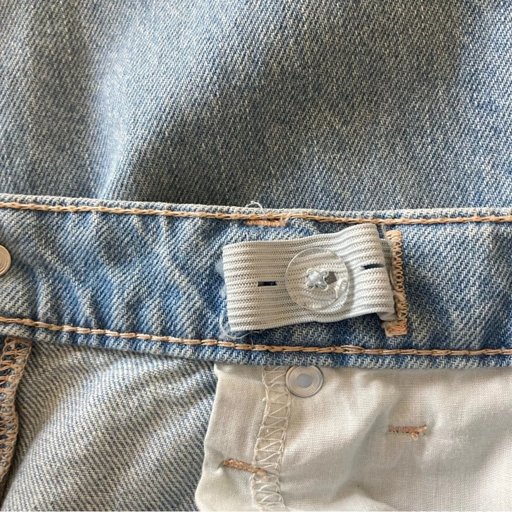 Old Navy High Rise Slouchy Straight Leg Light Blue Jeans Girl Size 10